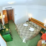 Hotel Jasmine 3*