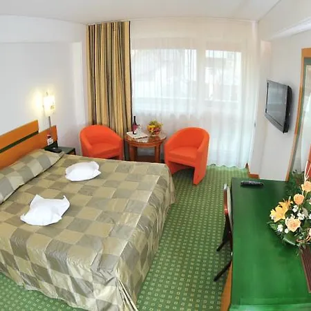 Hotel Jasmine 3*