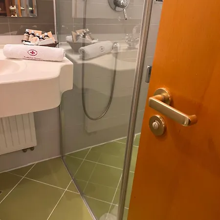 Jasmine Hotel