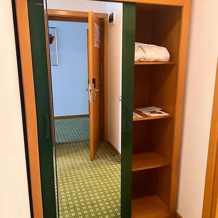 Szálloda Jasmine 3*