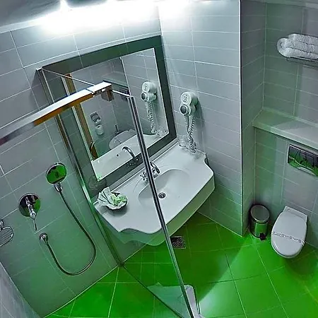 Hotel Jasmine 3*