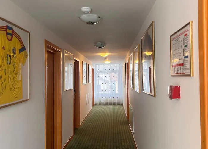 Hotel Jasmine Hotel 3*